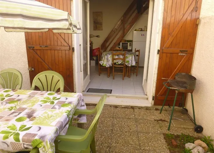 T2 Avec Mezzanine, Terrasse, Parking Prive, Proche Commerces Et Plage, Calme, 6 Couchages - Fr-1-81-91 Villa *