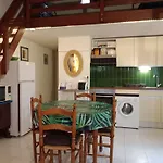 T2 Avec Mezzanine, Terrasse, Parking Prive, Proche Commerces Et Plage, Calme, 6 Couchages - Fr-1-81-91 *