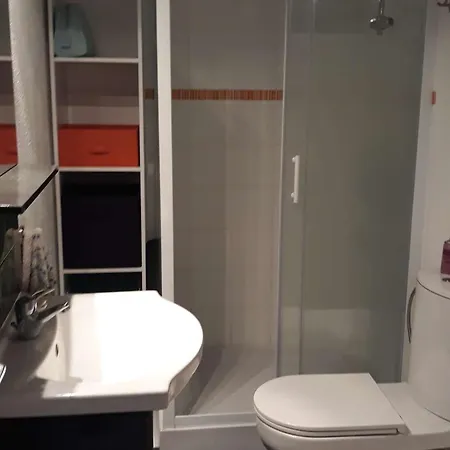 T2 Avec Mezzanine, Terrasse, Parking Privé, Proche Commerces Et Plage, Calme, 6 Couchages - Fr-1-81-91